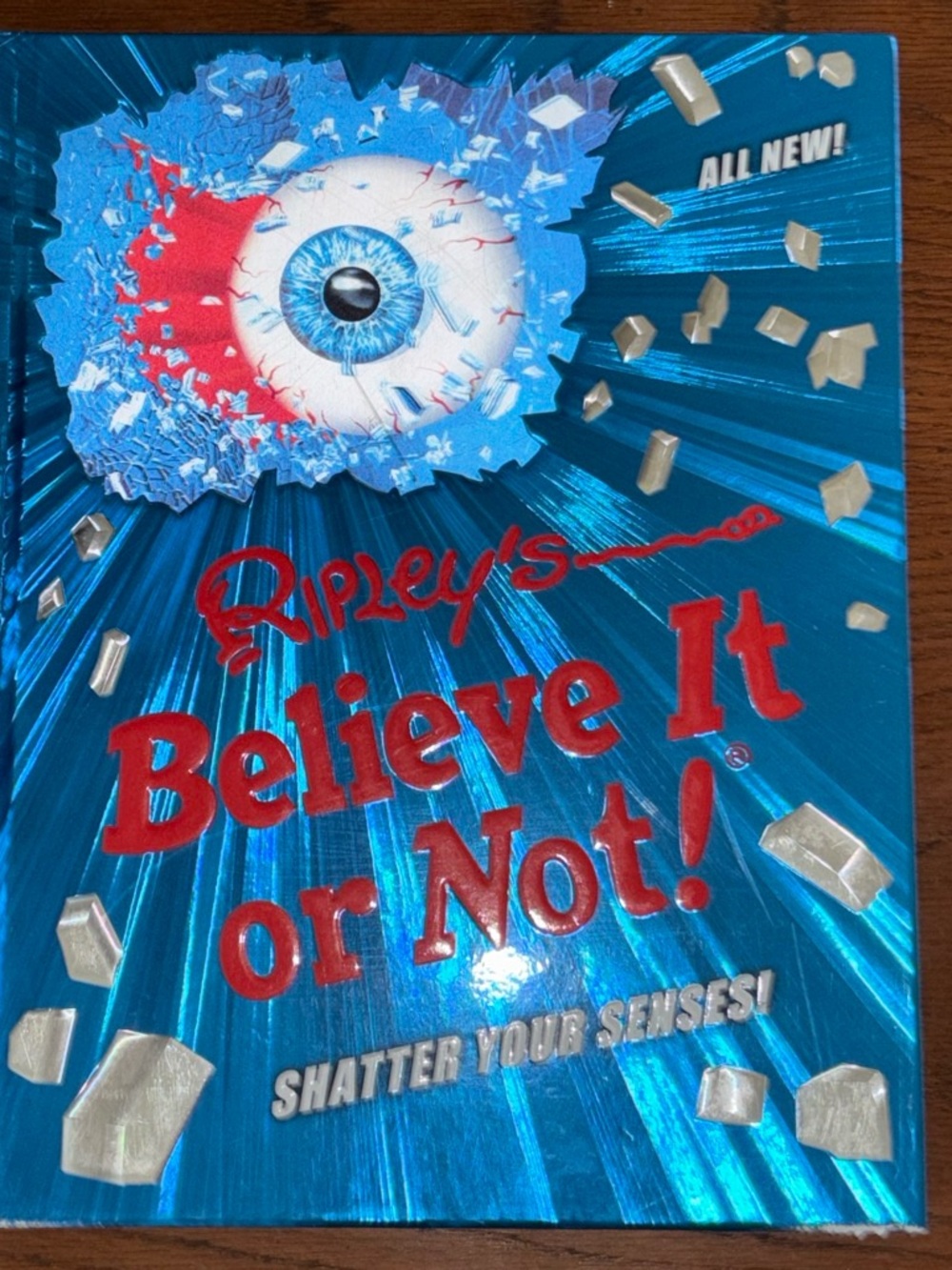 Ripley’s Shatter Your Senses! - Blue Educational Book